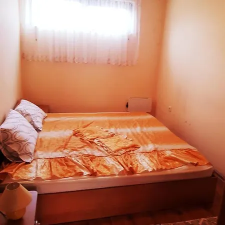 Apartament Тристаен Апартамент В Банско